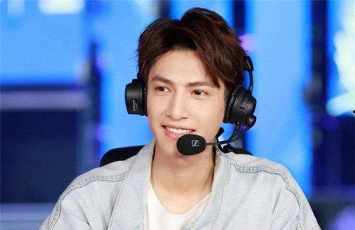 罗云熙微博最新爆料,揭秘神秘角色背后的故事